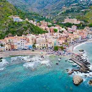 hostel-beach-house.sicilyhotelsitaly.net/