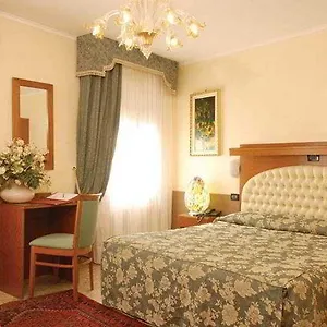 Il Moro Di Hotel