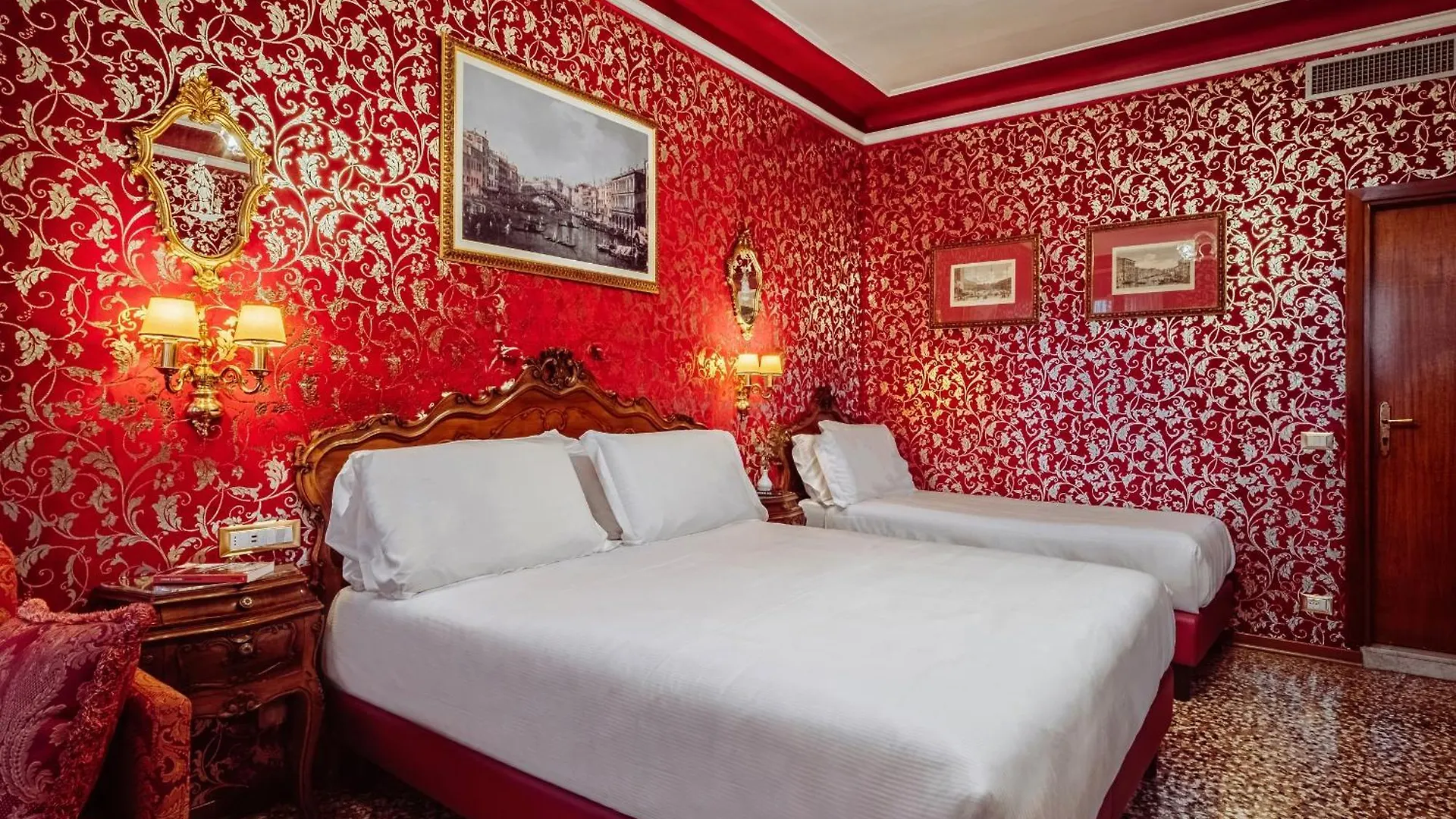 Antica Locanda Sturion Residenza D'Epoca Venice Hotel