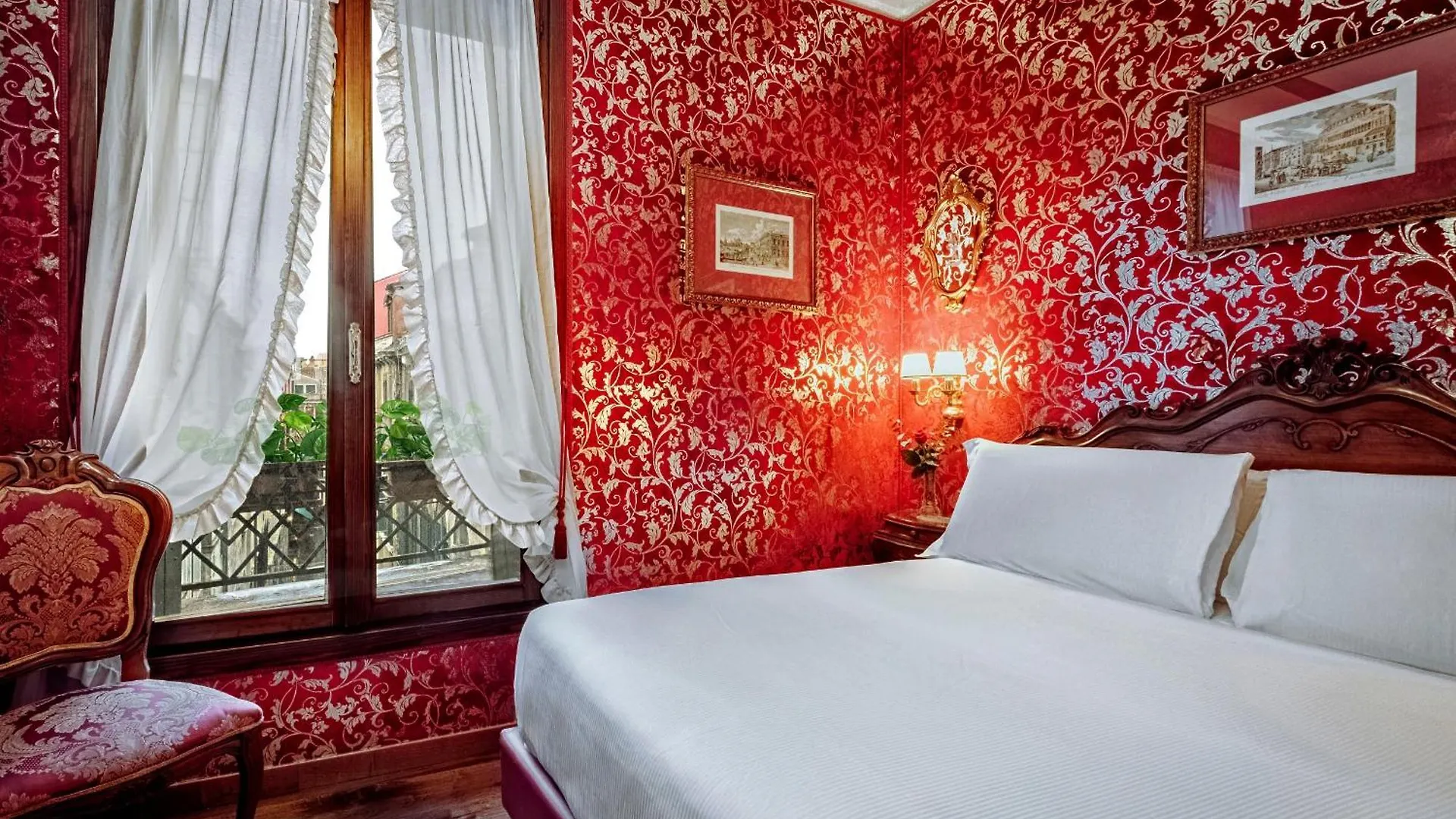 Antica Locanda Sturion Residenza D'Epoca Venice Hotel