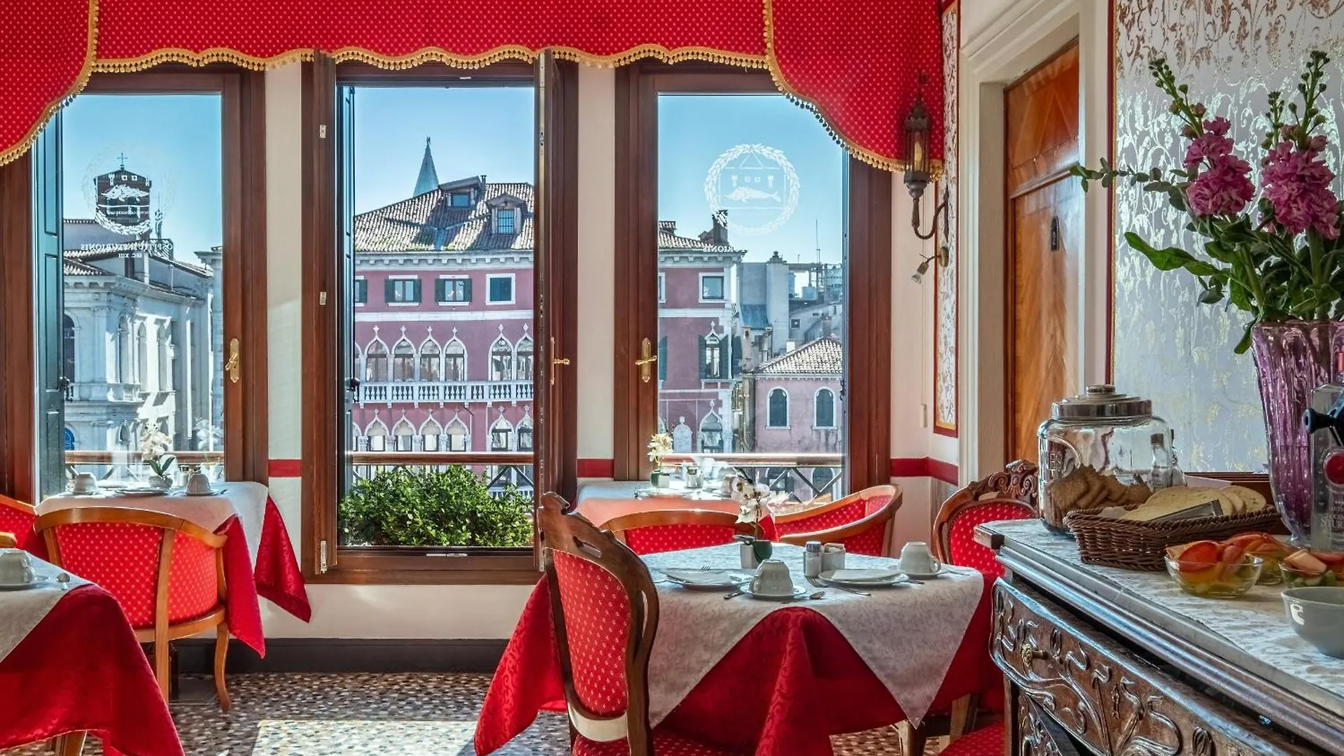 Antica Locanda Sturion Residenza D'Epoca Venice Hotel