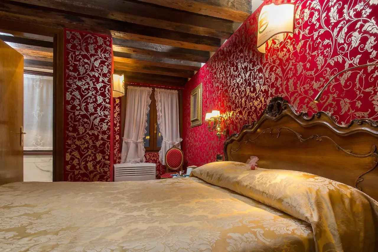 Antica Locanda Sturion Residenza D'Epoca Venice Hotel