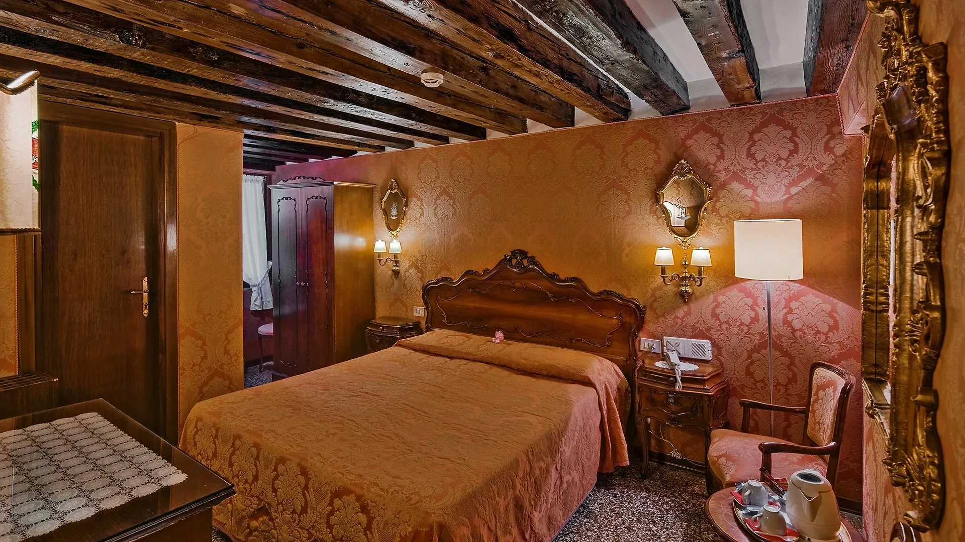 Antica Locanda Sturion Residenza D'Epoca Venice